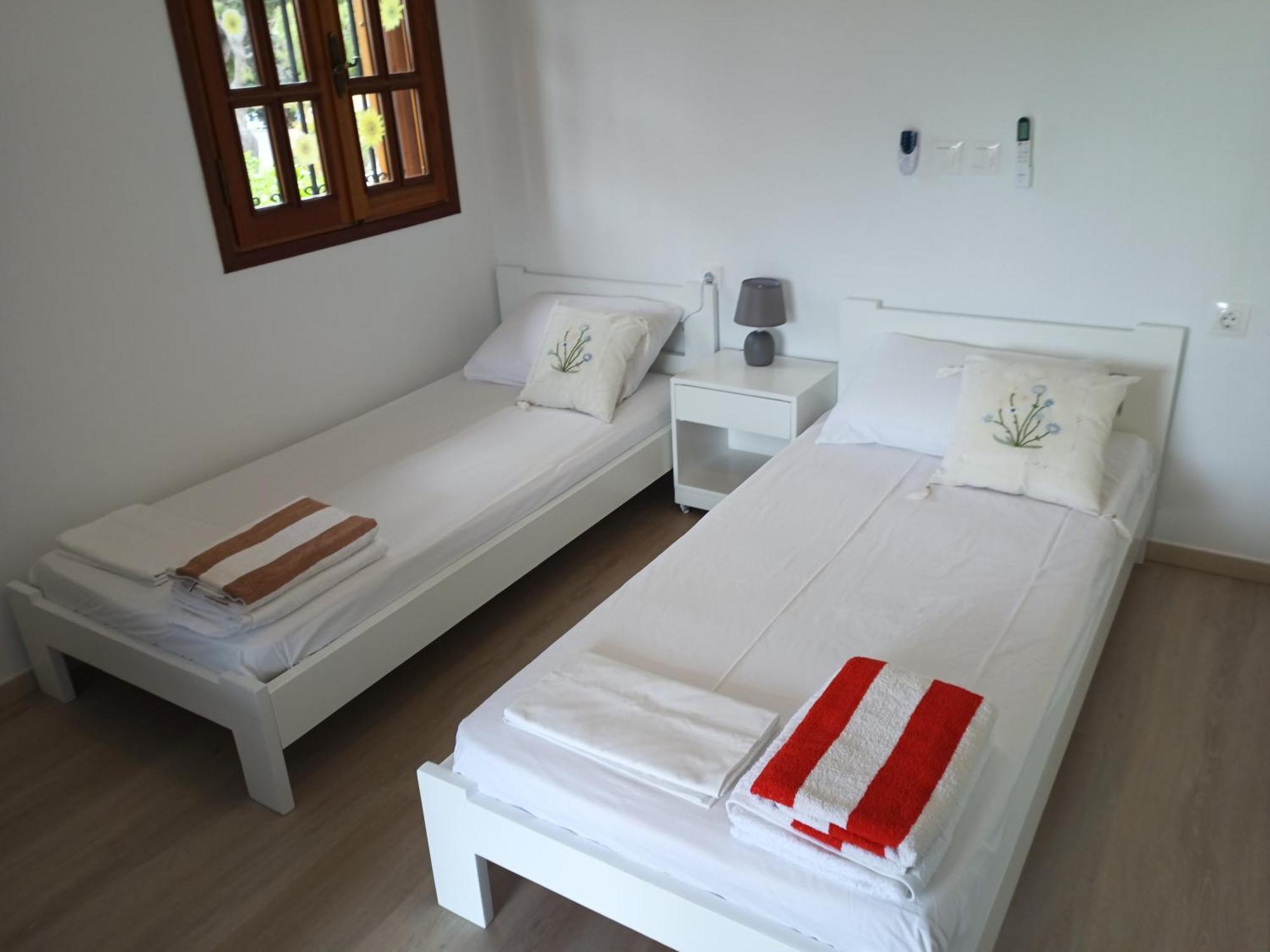 Seaside Haven Kineta Villa Luaran gambar